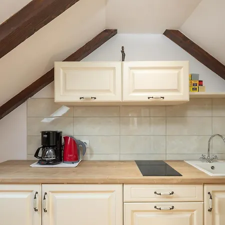 D - Beautiful In The Heart Of Spalato